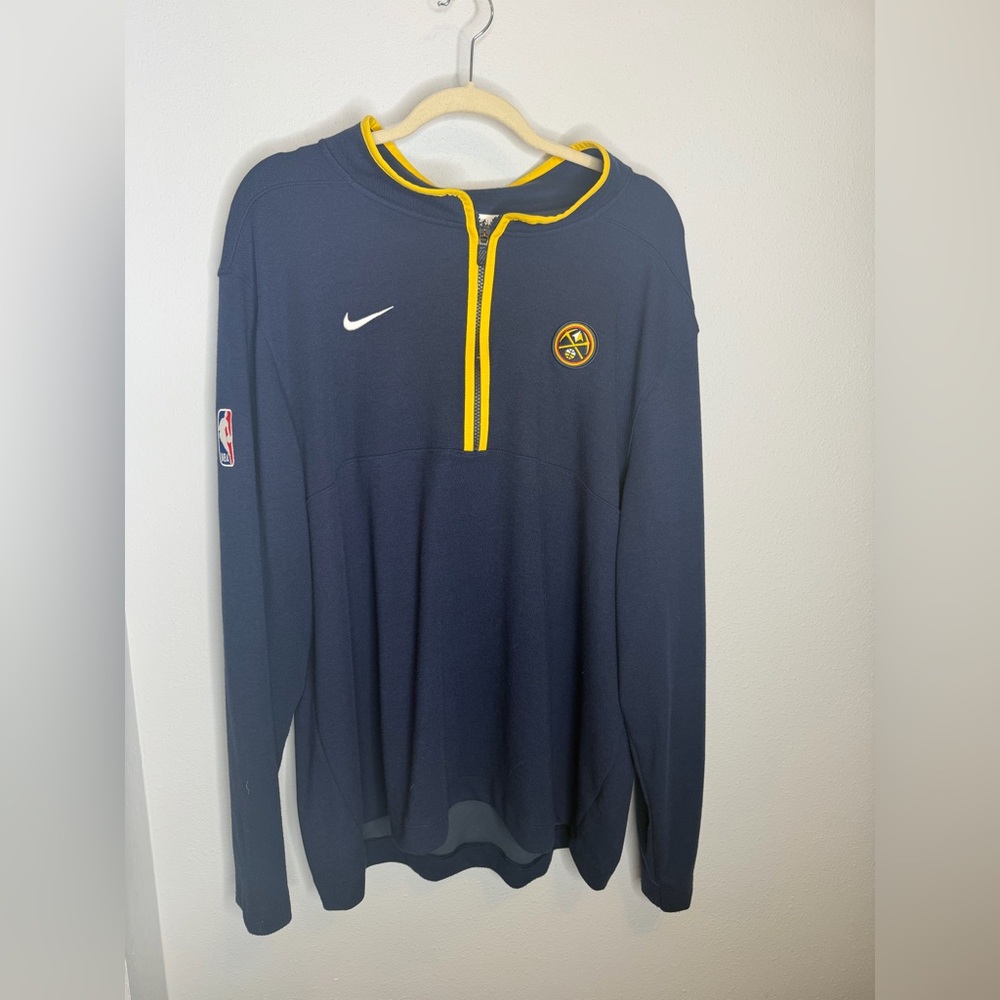 Men’s Nike Nuggets NBA long sleeve pullover size 3XL